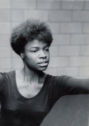 Luana performing in  1972